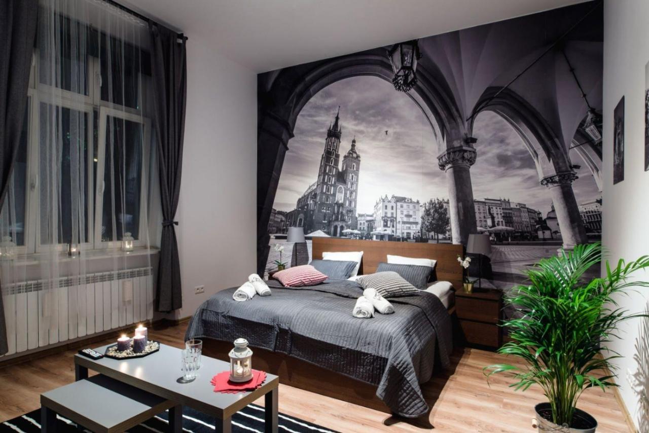 Cracow Rent - Spacious For 2-7 People In Quiet Area - Kolberga Street Nr 3 - 10 Min To Main Square By Foot Aparthotel *